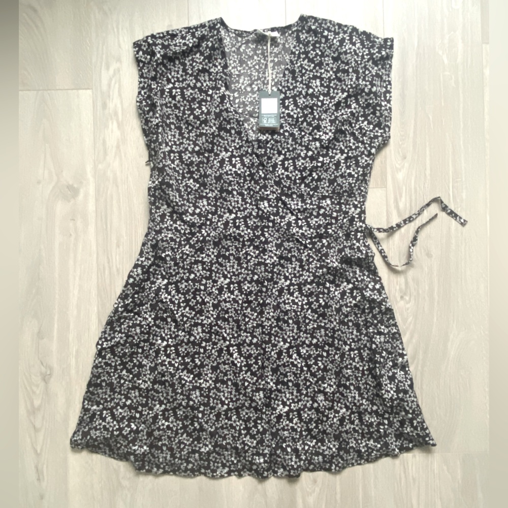 TenTree Woven Wrap Dress